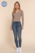 Long Sleeve V-Neck Rib Seamless Top