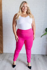 Magic Skinny Pants in Hot Pink