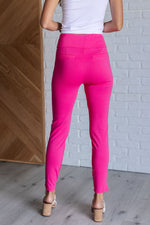 Magic Skinny Pants in Hot Pink