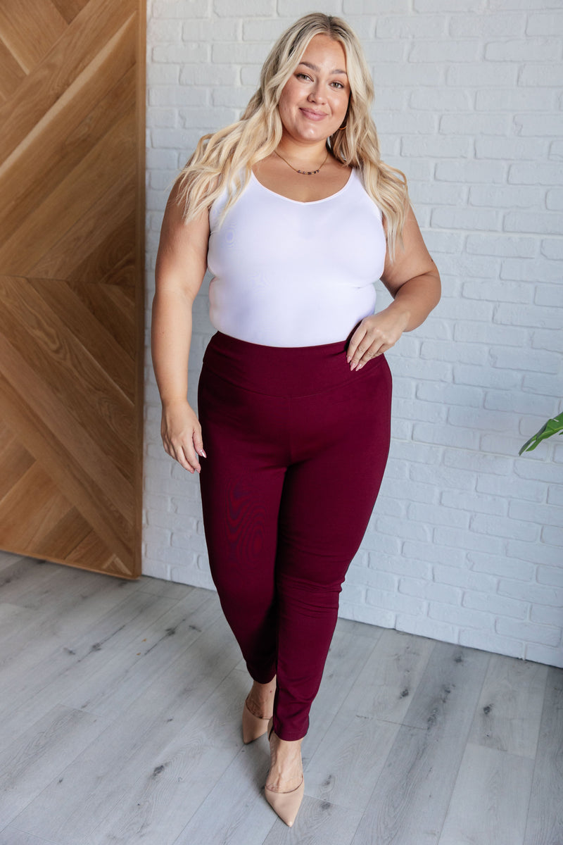 Magic Skinny Pants in Wine