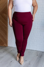 Magic Skinny Pants in Wine