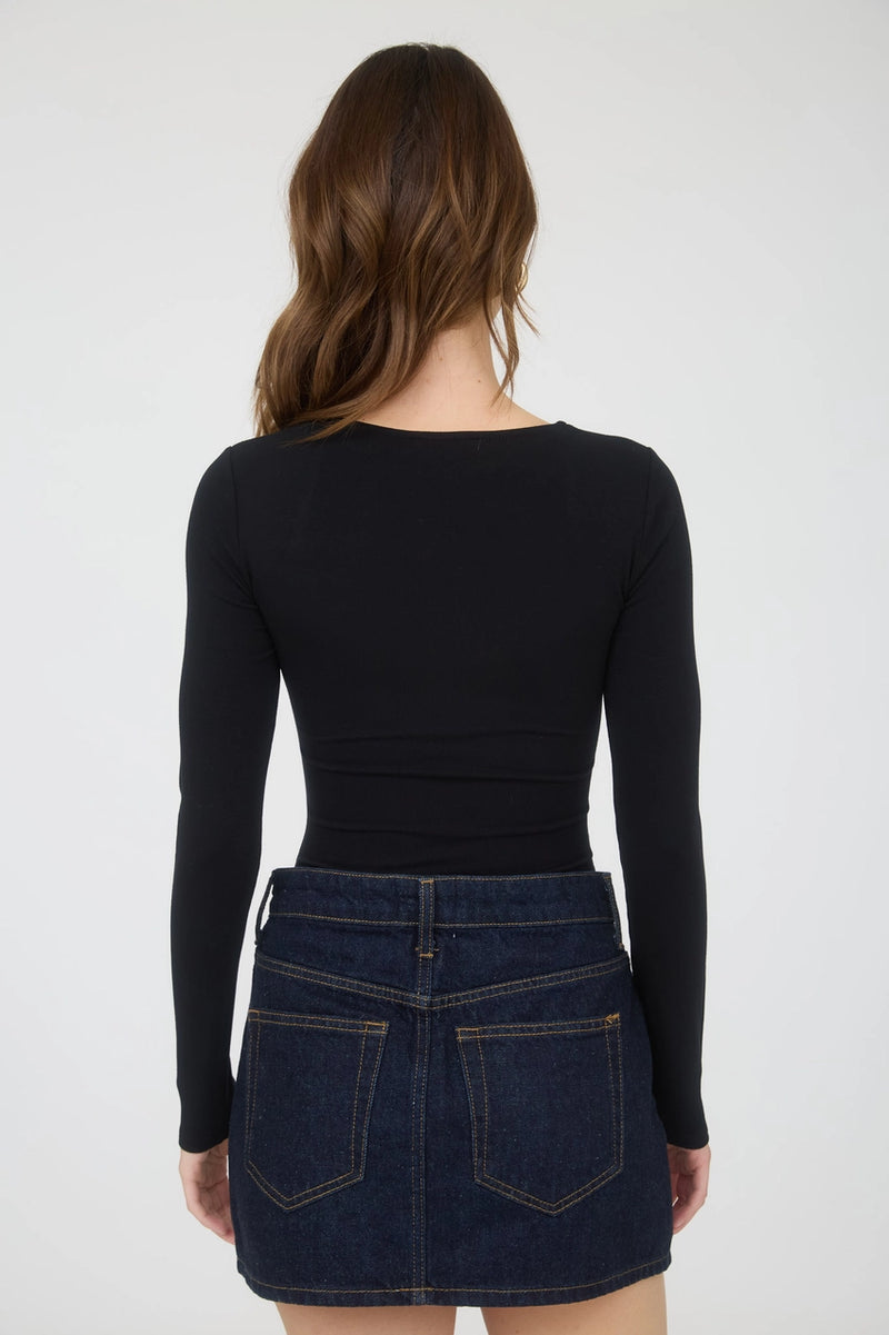 Square Neck Long Sleeve Ruched Side Knit Top