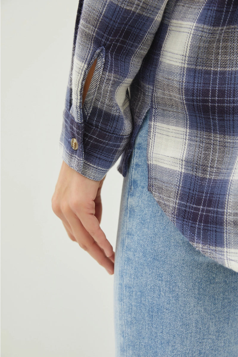 Plaid Flannel Long Sleeve Button Down Shirt