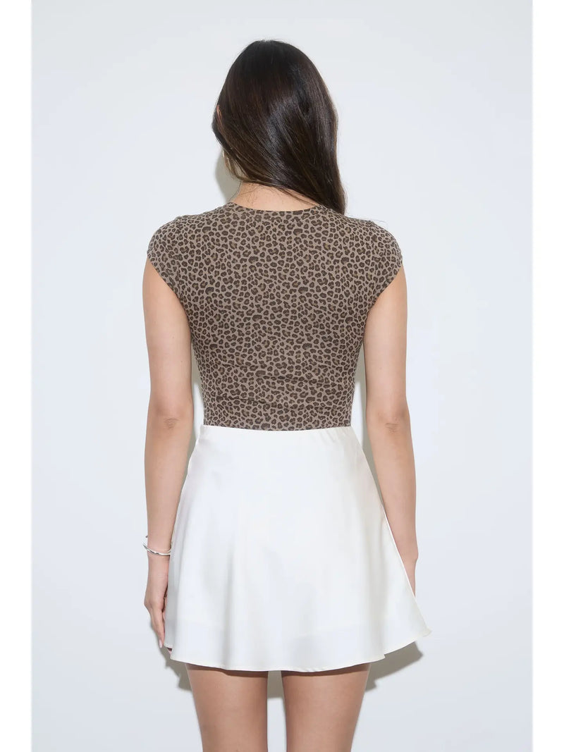 Leopard Round Neck Short Sleeve Knit Bodysuit