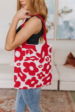 Lazy Daisy Knit Bag in Red